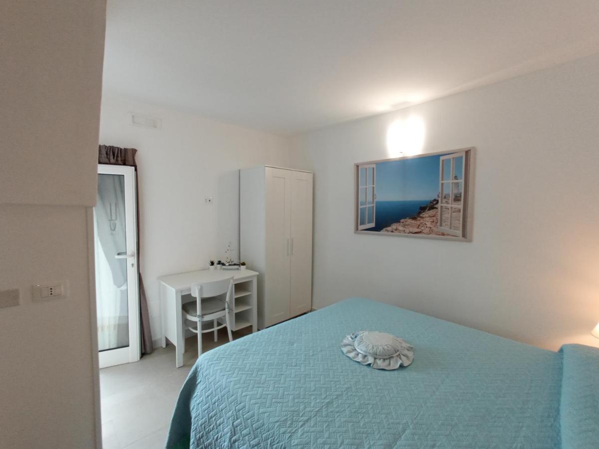 פולינאנו א מארה Casa Vacanze Iremia מראה חיצוני תמונה